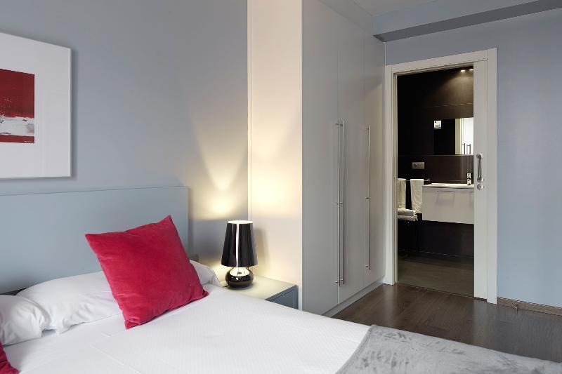 סן סבסטיאן Hotel & Suites Arrizul Gros מראה חיצוני תמונה